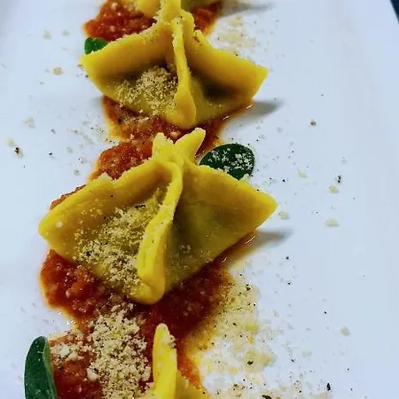 Il Monastero Ristorante&relais * Millesimo
